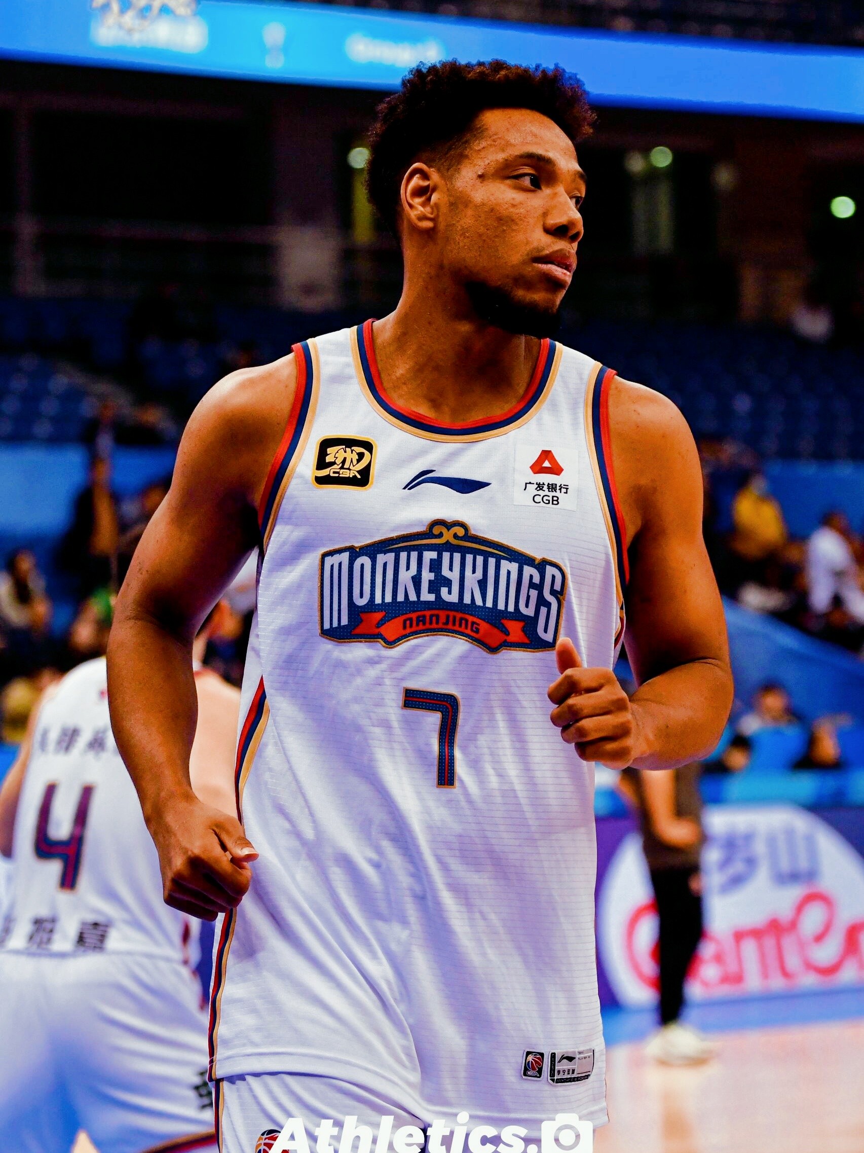 乐鱼-关于清晨克里夫兰骑士备战CBA季后赛，单刀错失细节曝光，态度坚定，数据趋势出现新变化的信息