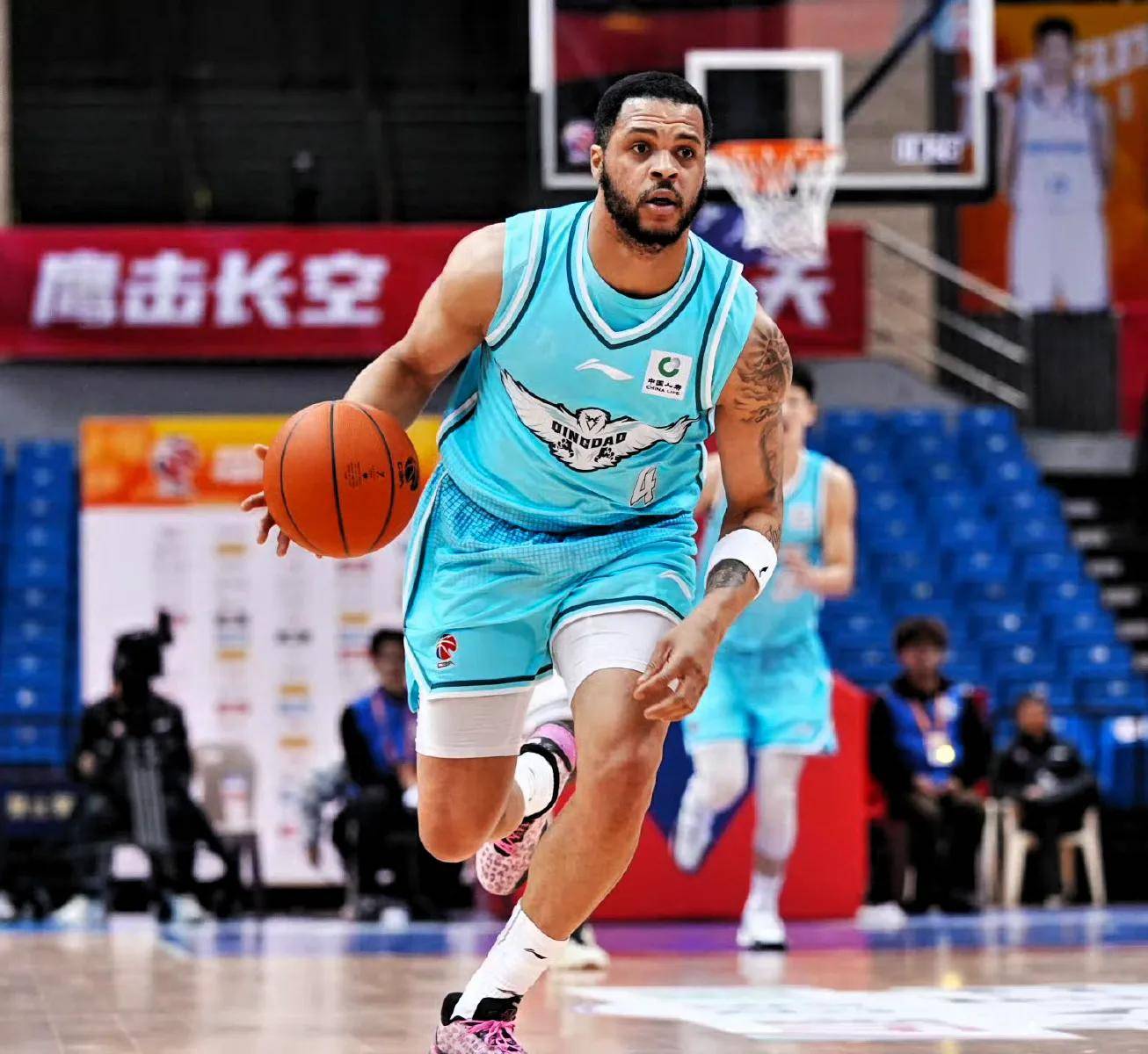 包含刚刚！莱比锡冲刺阶段手感冰凉广厦男篮完成体检备战中超，底特律活塞迎意甲关键赛的词条